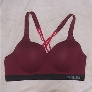 Victoria’s Secret Incredible maroon sports bra